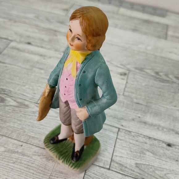 Colonial Man Holding Hat Figurine 6" Tall Green Jacket Yellow Tie Home Decor - Picture 8 of 9